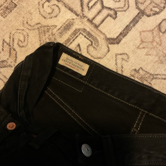 Levi’s - Picture 5 of 5